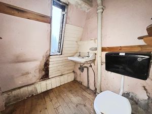 Toilet- click for photo gallery